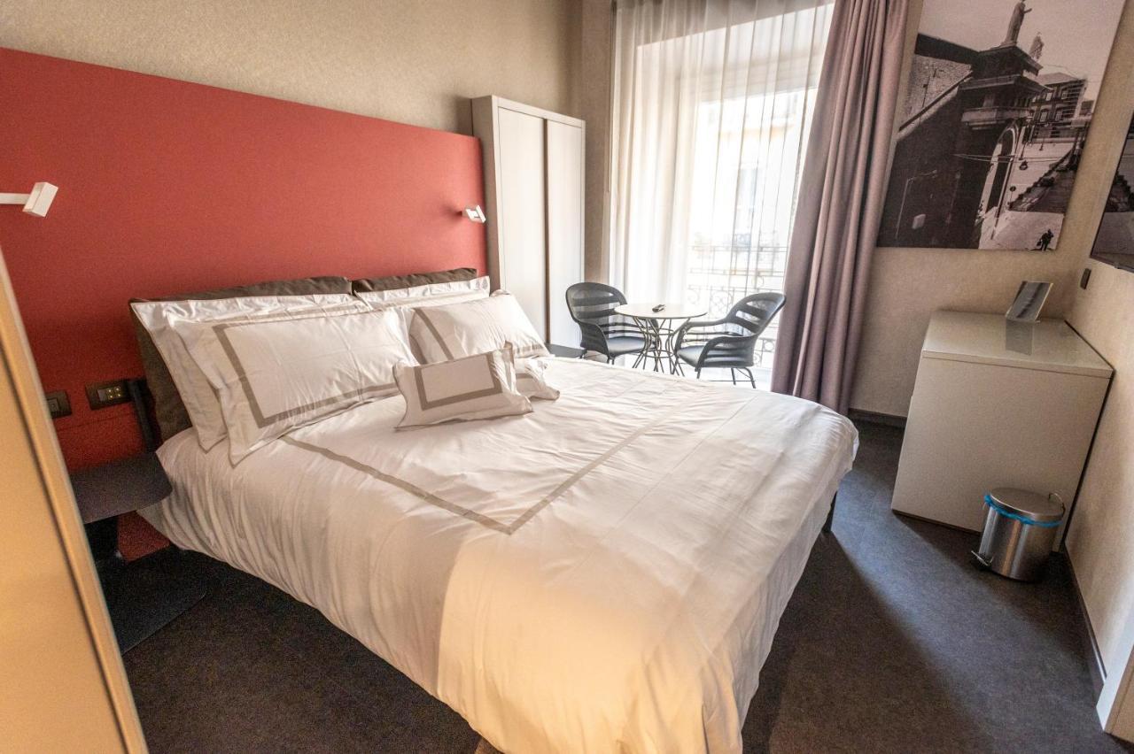 B&B Il Divino Napoli Dış mekan fotoğraf